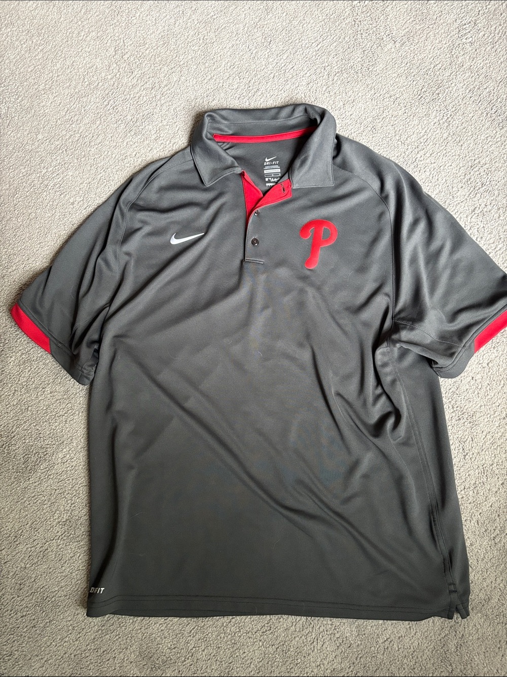 Nike Men’s Phillies Polo